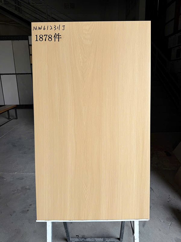 Gạch vân gỗ Trung Quốc 60x120 – mã QH62982